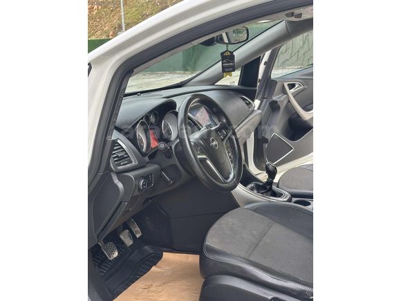 BAKIMLI OPEL ASTRA J COSMO