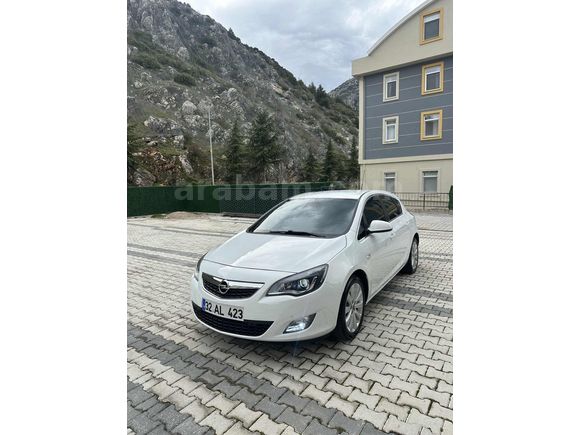 BAKIMLI OPEL ASTRA J COSMO