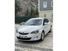 BAKIMLI OPEL ASTRA J COSMO