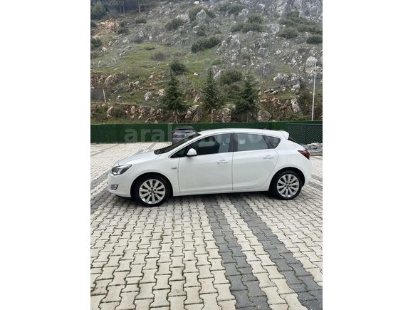 BAKIMLI OPEL ASTRA J COSMO