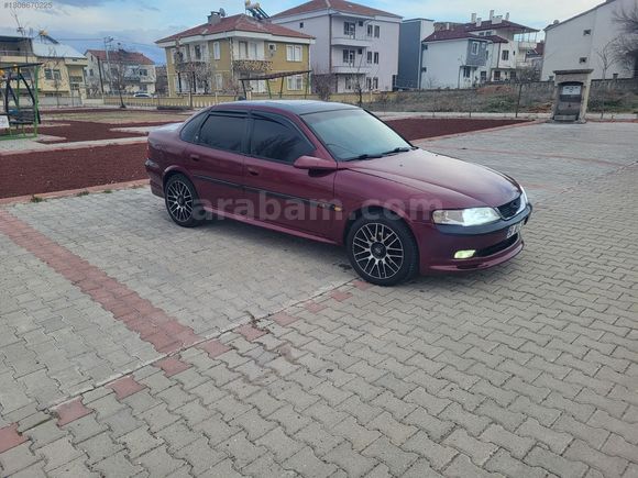 97 model vectra CD cam gibi tertemiz
