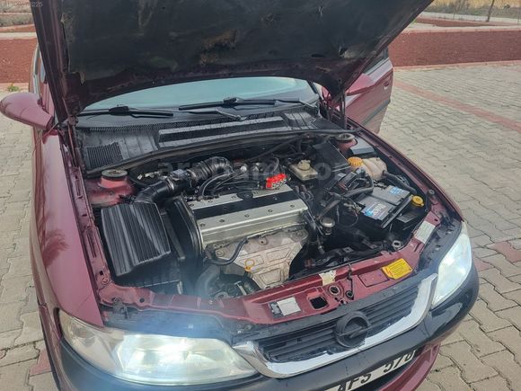97 model vectra CD cam gibi tertemiz