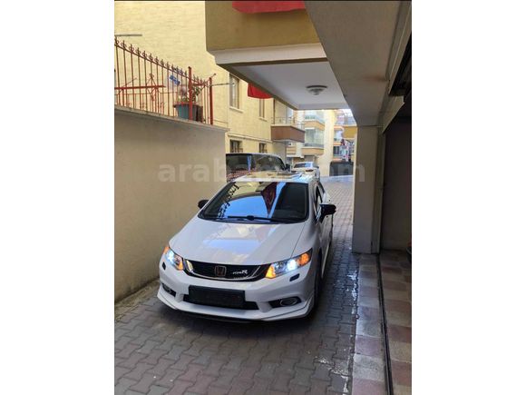 Sahibinden Honda Civic 1.6i VTEC Elegance 2012 Model 