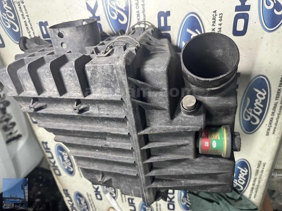 2c16-9600 Ford Transit v184 2.4 Tdci Orijinal Hava Filtre Kutusu