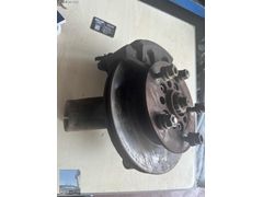 YC15 2B120 Ford Transit v184 Orijinal Sağ Ön Fren Merkezi
