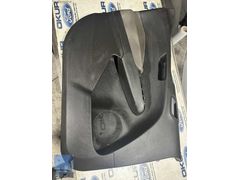 Et76-v23943 Ford Courier Orijinal Sol Ön Kapı Döşemesi
