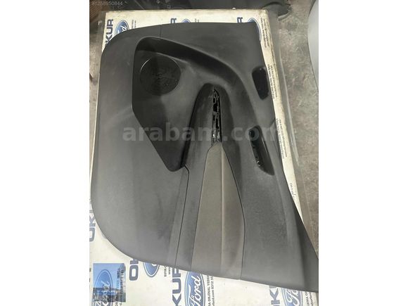 Et76-v23942 Ford Courier Orijinal Sağ Ön Kapı Döşemesi