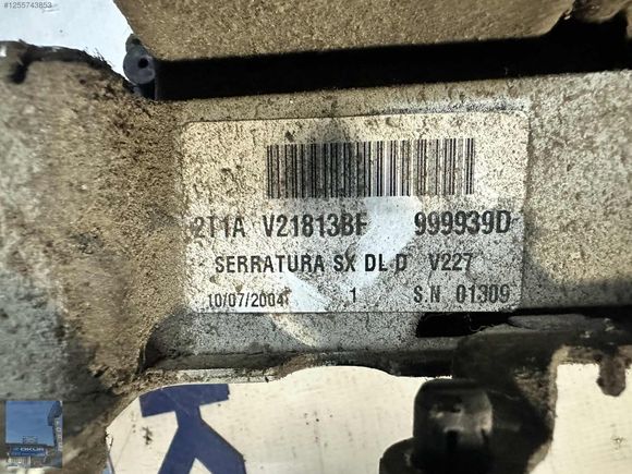 2t1a-v21813 Ford Connect Orijinal Sol Ön Kapı Kilidi