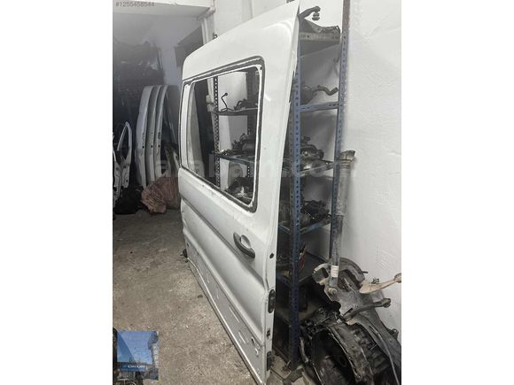 Ford Transit v363 14-18 Ufak Hasarlı Orijinal Sağ Arka Kapı
