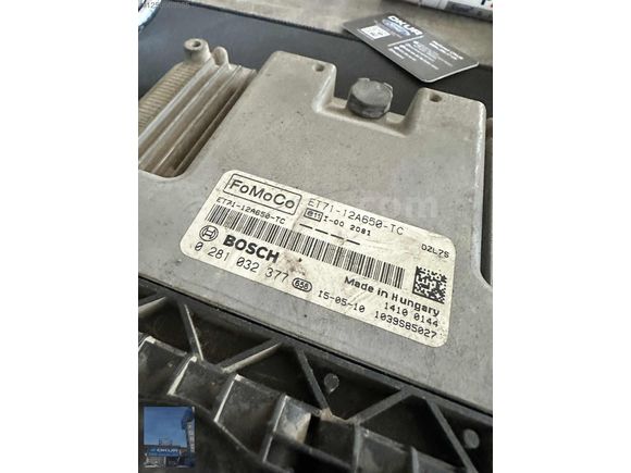 Et71-12a650-ac Ford Courier Orijinal Motor Beyni
