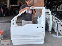 FORD CORNET BEYAZ SOL ÖN KAPI ORJINAL