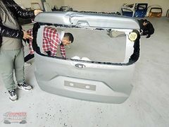 FORD YENİ COURİER GRİ BAGAJ KAPAĞI ORJINAL