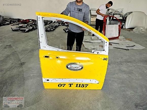 FORD COURİER BEYAZ SAĞ ÖN KAPI ORJINAL