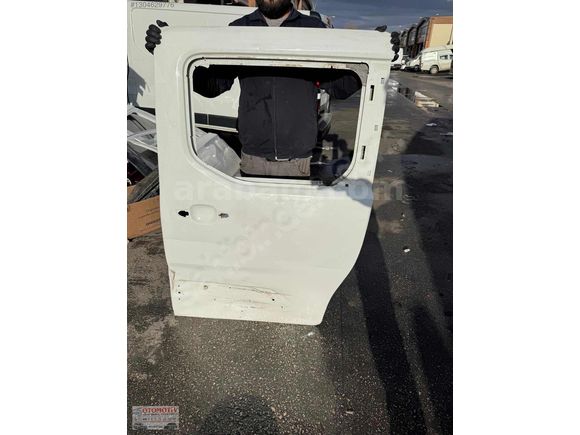 PEUGEOT RİFTER SOL SÜRGÜLÜ KAPI ORJINAL