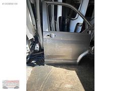 VW TRANSPORTER T6/T7 BEJ RENK SAĞ ÖN KAPI ORJINAL