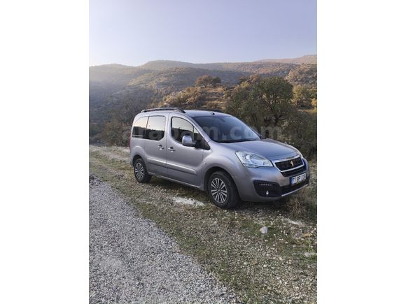 Sahibinden Peugeot Partner 1.6 HDI Active 2017 Model  247.000 km Gri (metalik)