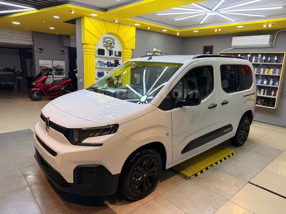 Sahibinden Citroen Berlingo 1.5 BlueHDI 2025 Model 