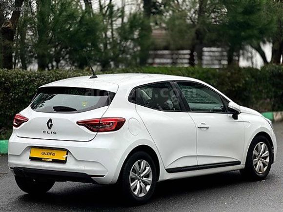 GALERİ75-TESLA EKRAN-2021-RENAULT-CLİO-1.0TCE-JOY-BAKIMLI