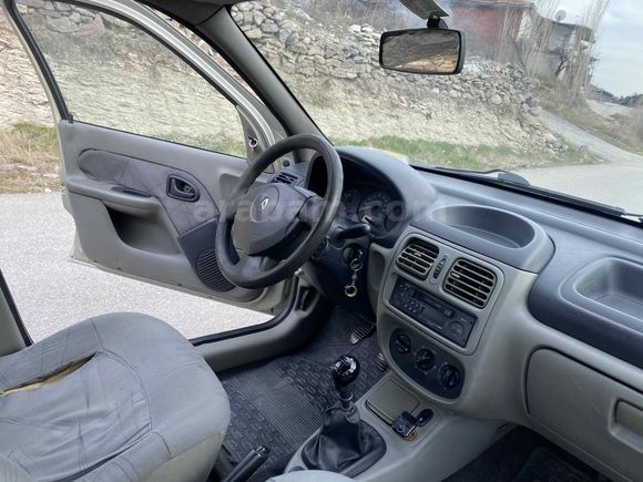 Sahibinden Renault Clio 1.5 dCi Authentique 2004 Model 