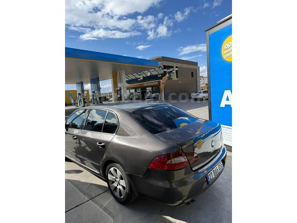 Sahibinden Skoda SuperB 1.6 TDI Comfort 2011 Model Gaziantep