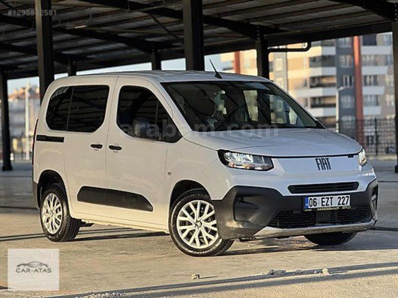 2024 FİAT DOBLO 1.5 6 İLERİ TEKNOLOJİ PALET %20 TAM FATURALI