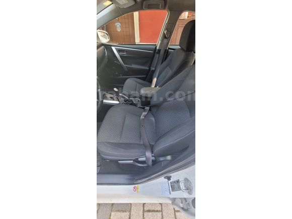 Sahibinden Toyota Corolla 1.4 D-4D Advance 2014 Model 