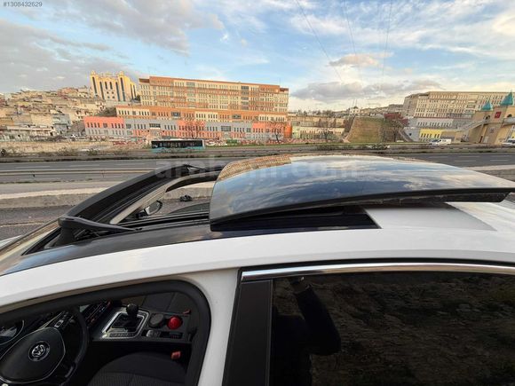 SEVİLEN AUTO dan PASSAT CAM TAVANLI