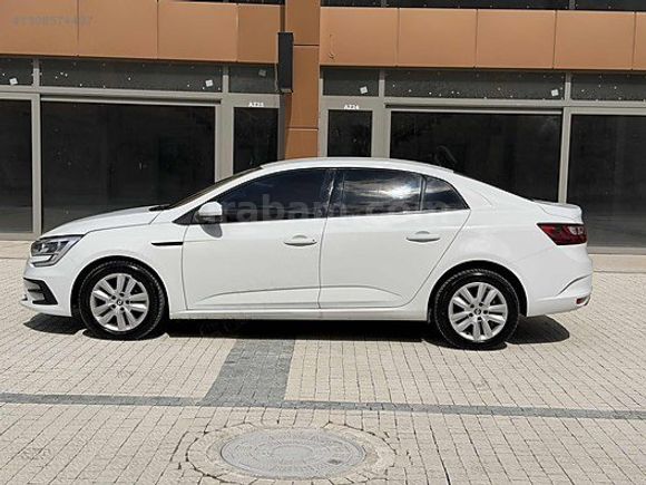 2021 MEGANE OTOMATİK BAKIMLI 1.3 TCE