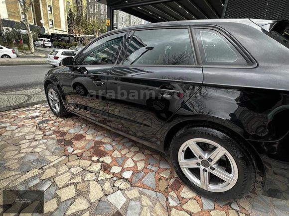 İSTANBULAUTO'dan 2016 Makyajlı Otomatik 136BinKm Dynamic A3 TFSI