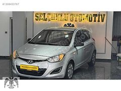 SELÇUKLU ' 2012 HYUNDAİ İ20 1 DEĞİŞEN 4 BOYA 215 KM CAR PLAY +