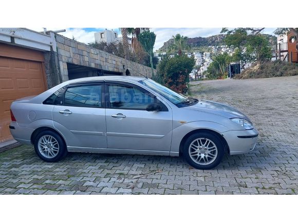 AYYILDIZ otomotivden 1.6 ghia tam otomatik vites ford focus