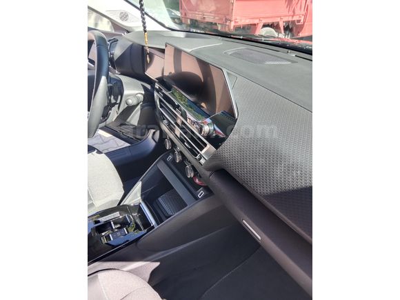 Sahibinden Citroen C4 X 1.2 PureTech Shine 2024 Model