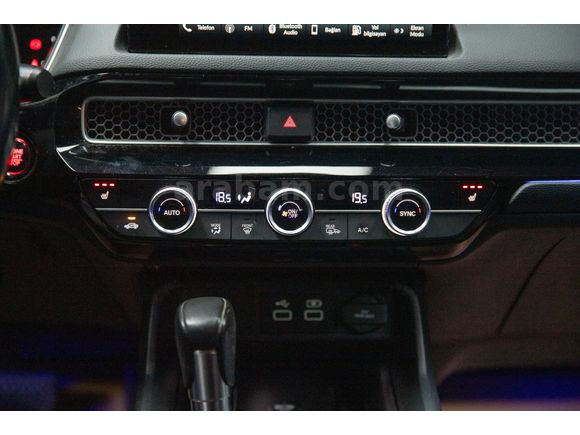 2023 CIVIC 1.5 VTEC E.PLUS SUNROOF_OTONOM_ISITMA_42.375KM_BOYASIZ