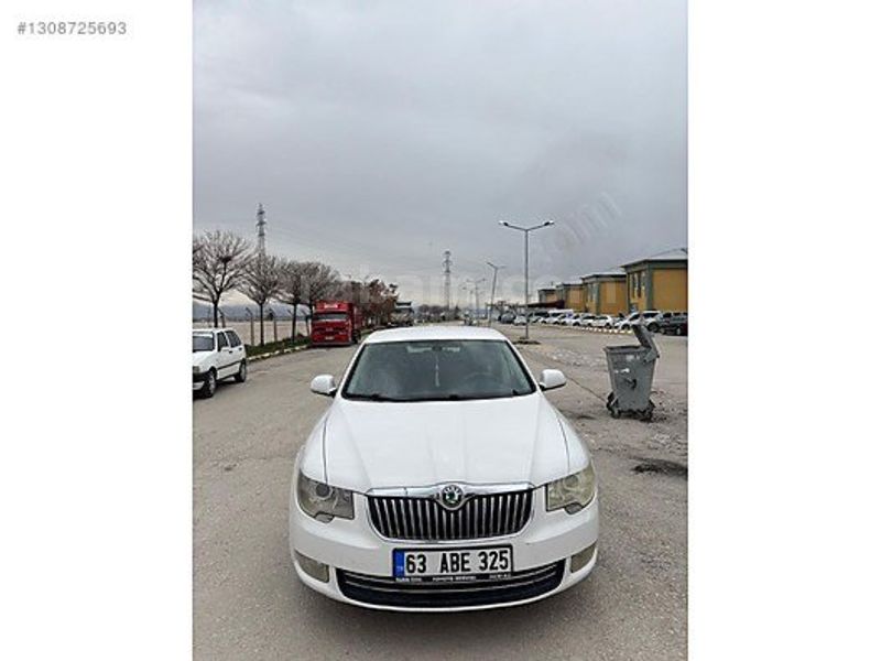 YASİR OTOMOTİV'DEN SKODA SÜPER B 2012 MODEL