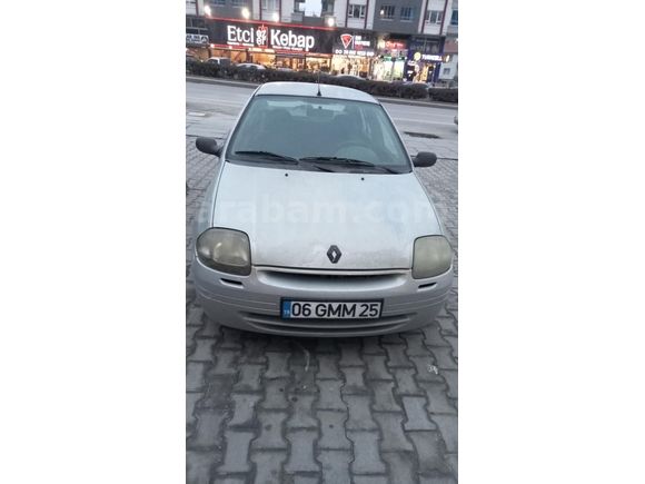 Sahibinden Renault Clio 1.4 RN 2001 Model
