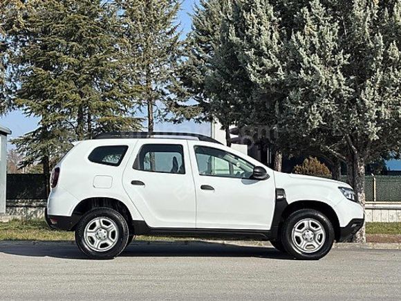 E&D AUTO'DAN İLK SAHİBİNDEN SERVİS BAKIMLI DACİA DUSTER