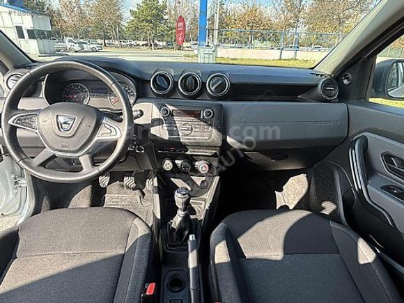 E&D AUTO'DAN İLK SAHİBİNDEN SERVİS BAKIMLI DACİA DUSTER
