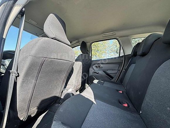 E&D AUTO'DAN İLK SAHİBİNDEN SERVİS BAKIMLI DACİA DUSTER