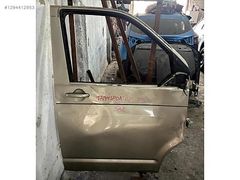 Volkswagen transporter t5 sağ ön kapı