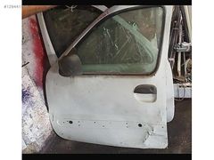 Renault Kangoo 1 2 sol ön kapı dolu