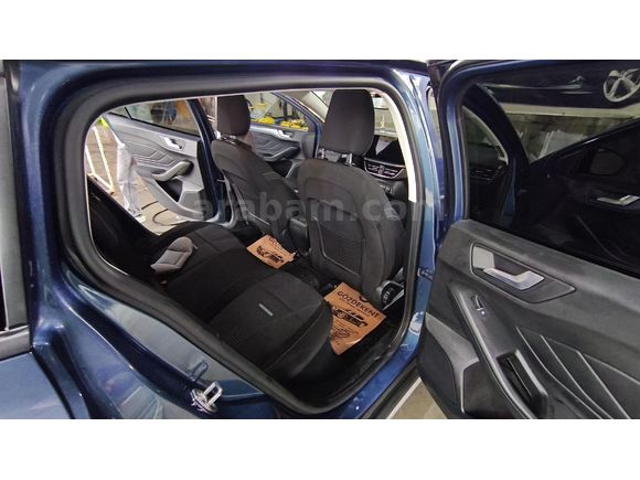 Sahibinden Ford Focus 1.0 EcoBoost Active X 2023 Model