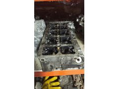 Bmw x3 f25 silindir kapagı 7810465 02