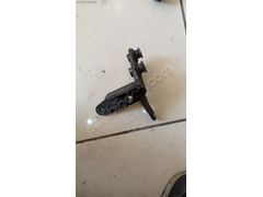 Audi a3 katalizör baglantı bareketi 04l131561