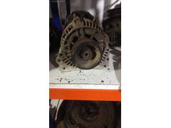 VOLKSWAGEN transporter 2.5 şarz dinamosu 0123320018