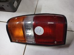 MİTSUBİSİ L200 1990-1998 SAĞ ARKA STOP SIFIR