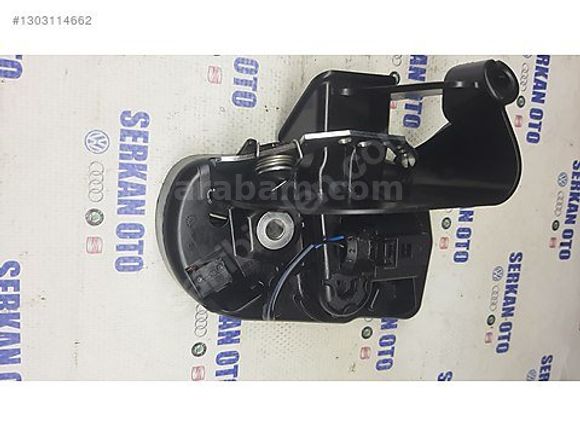 2k5843604 - 7e0843604 CADDY TRANSPORTER SAĞ SÜRGÜLÜ KAPI KİLİDİ