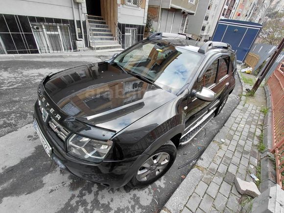 Sahibinden Dacia Duster 1.5 dCi Laureate 2015 Model İstanbul 156.000 km Siyah