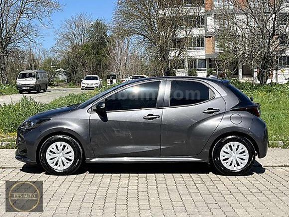 FHS AUTO'DAN 2021 MODEL 46.00 KM'DE HATASIZ BOYASIZ YARİS VİSİON