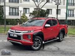 HATASIZ 2020 MITSUBISHI L200 4X4 OTOMATİK BLIZZARD BAKIMLI
