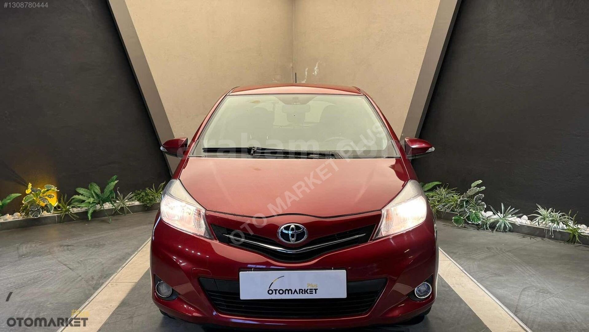 Galeriden Toyota Yaris 1.33 Style 2012 Model Kahramanmaraş 142.000 km Kırmızı 2